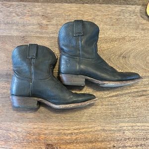 Frye Billy Short Boots